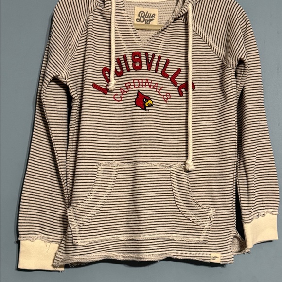 SELLING TOP LOUISVILLE CARDINALS FOR WOMEN SIZE SMALL COLOR BLACK/GRAY BNWT - Picture 4 of 14
